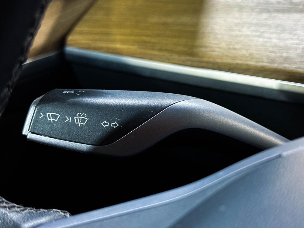 tesla-model-y-2023-eletrico-0cc