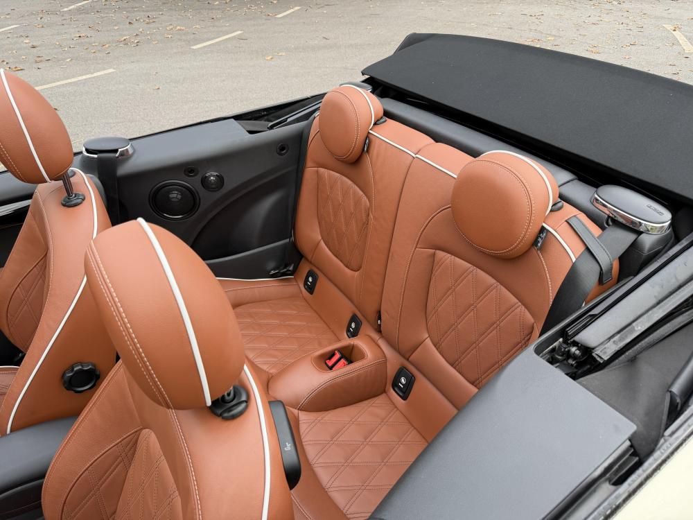 mini-cabrio-2022-gasolina-1998cc