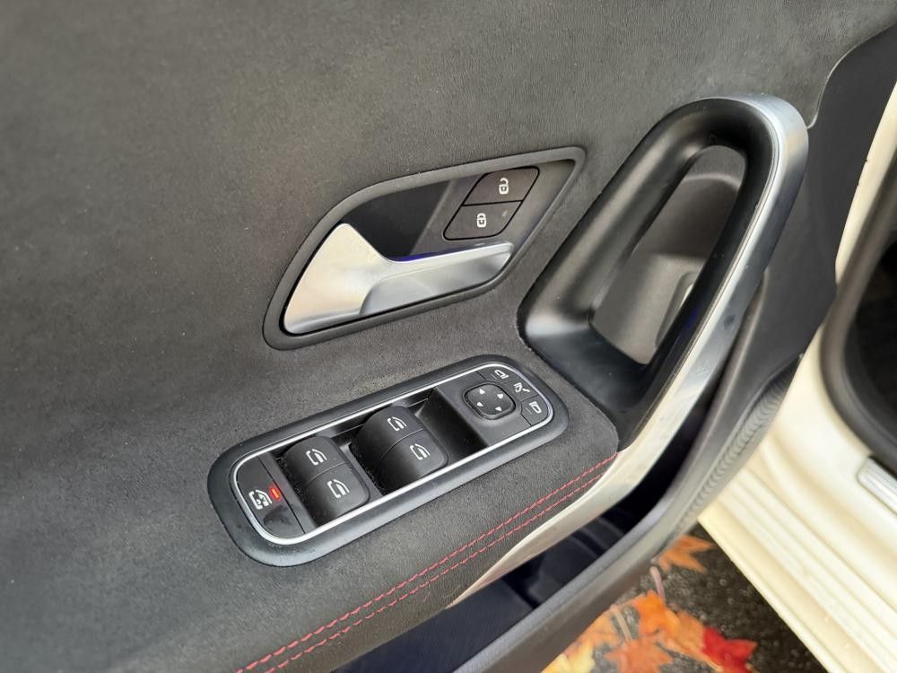 mercedes-benz-classe-a-2021-hibrido-a-gasolina-1332cc