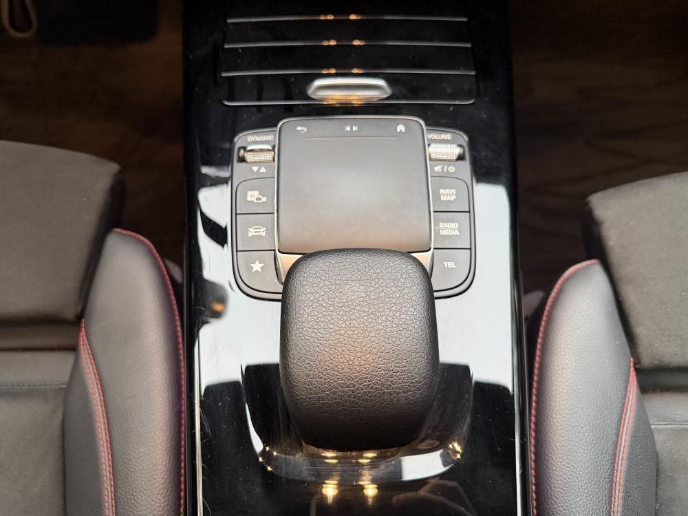 mercedes-benz-classe-a-2021-hibrido-a-gasolina-1332cc