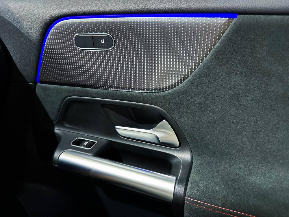 mercedes-benz-eqa-2023-eletrico-0cc