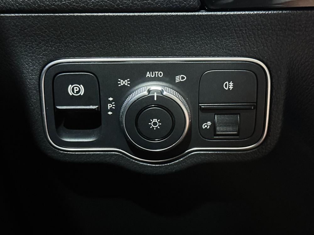 mercedes-benz-eqa-2023-eletrico-0cc