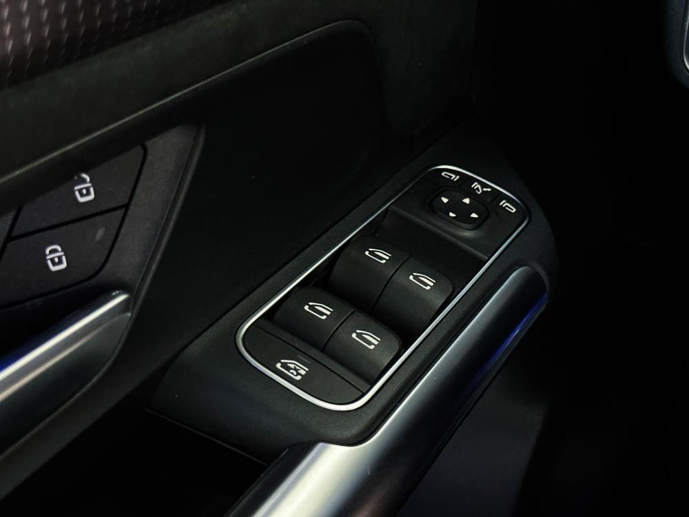mercedes-benz-eqa-2023-eletrico-0cc