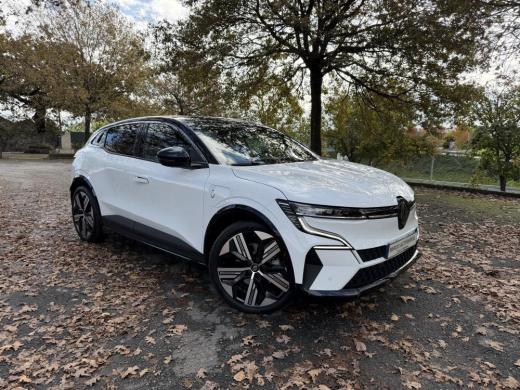 renault-megane-e-tech-2022-eletrico-0cc