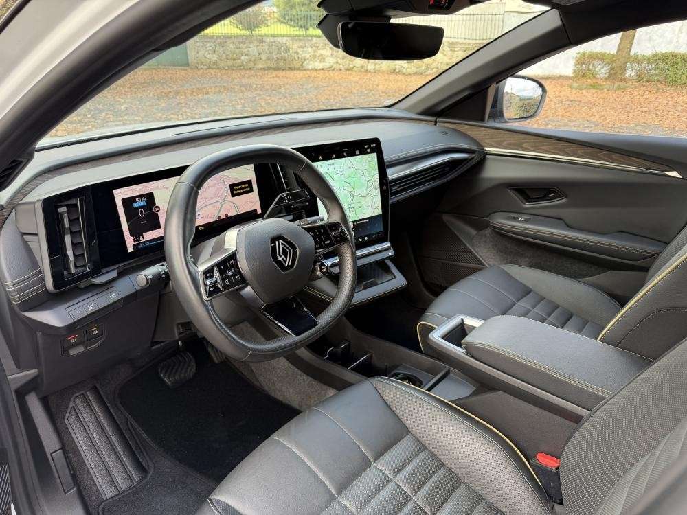 renault-megane-e-tech-2022-eletrico-0cc
