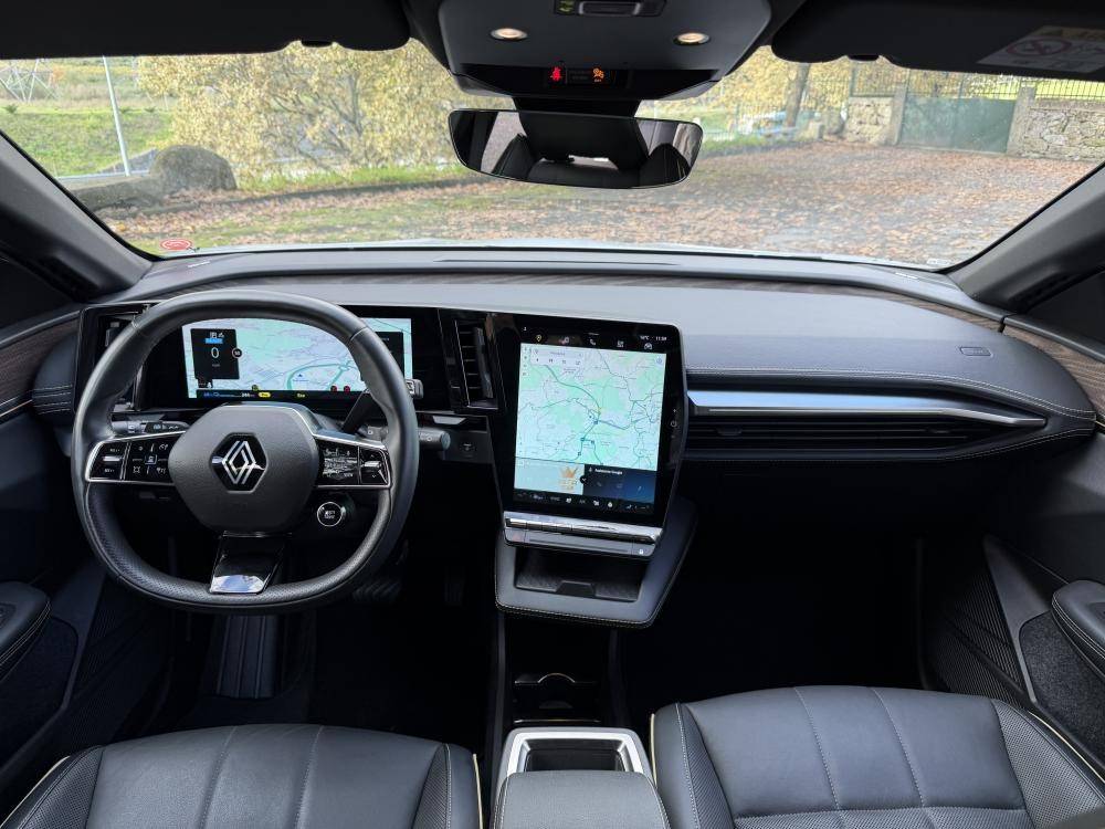 renault-megane-e-tech-2022-eletrico-0cc