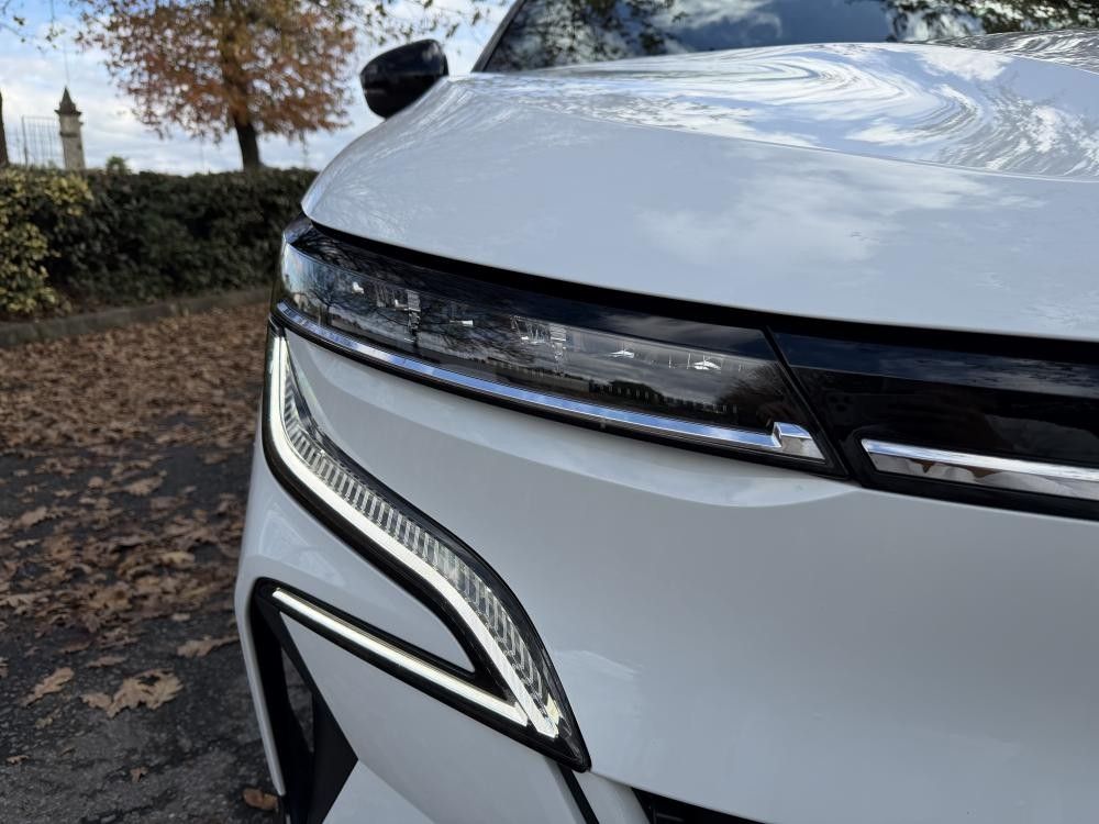 renault-megane-e-tech-2022-eletrico-0cc