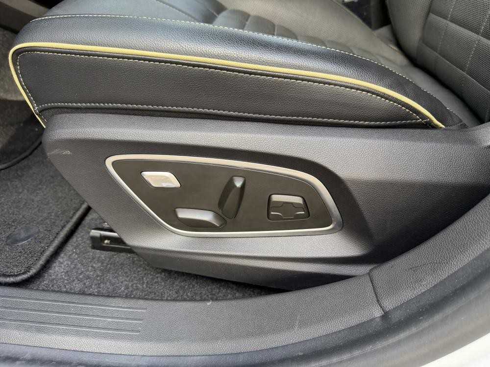 renault-megane-e-tech-2022-eletrico-0cc