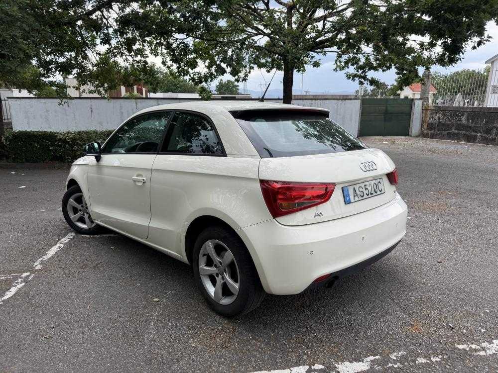 audi-a1-2011-diesel-1598cc