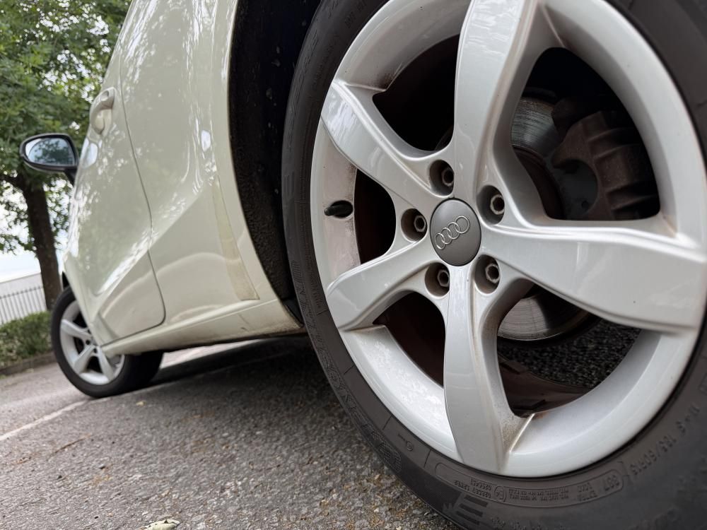 audi-a1-2011-diesel-1598cc