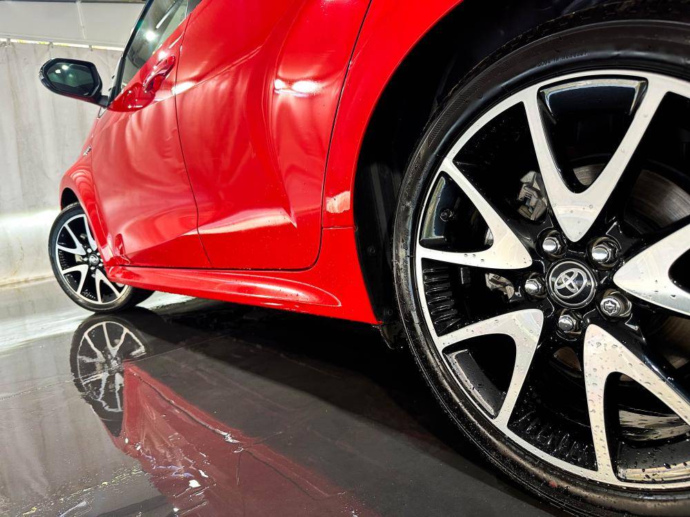 toyota-yaris-2021-hibrido-a-gasolina-1490cc
