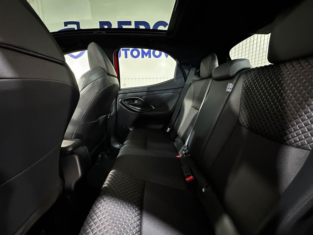 toyota-yaris-2021-hibrido-a-gasolina-1490cc