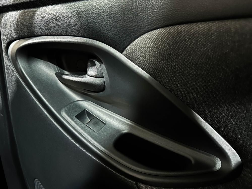 toyota-yaris-2021-hibrido-a-gasolina-1490cc