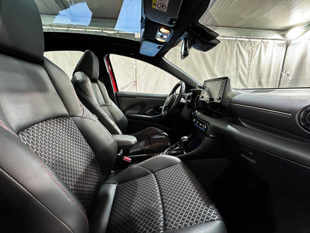toyota-yaris-2021-hibrido-a-gasolina-1490cc