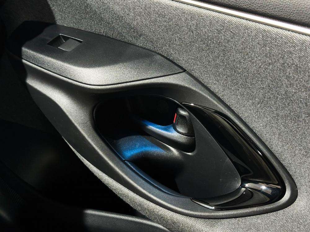 toyota-yaris-2021-hibrido-a-gasolina-1490cc
