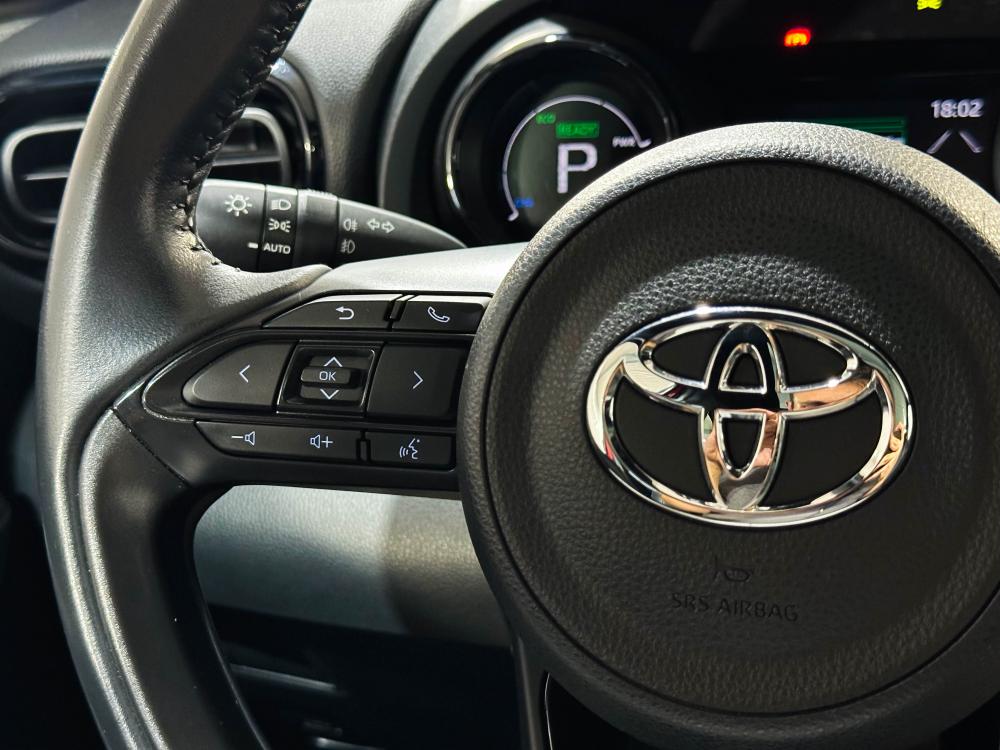 toyota-yaris-2021-hibrido-a-gasolina-1490cc