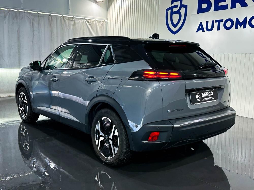 peugeot-e-2008-2023-eletrico-0cc
