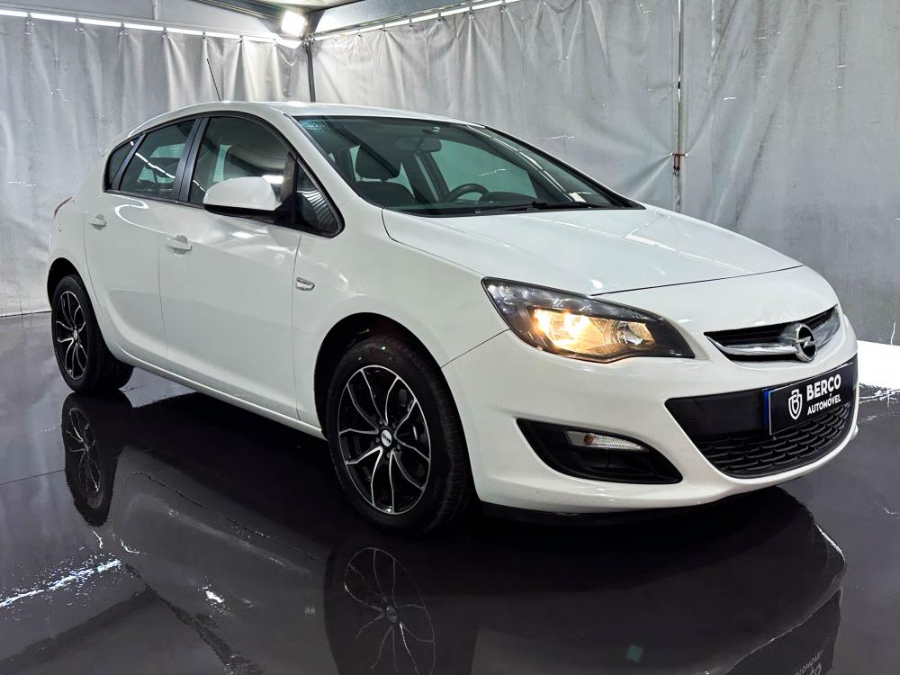 opel-astra-2014-diesel-1598cc