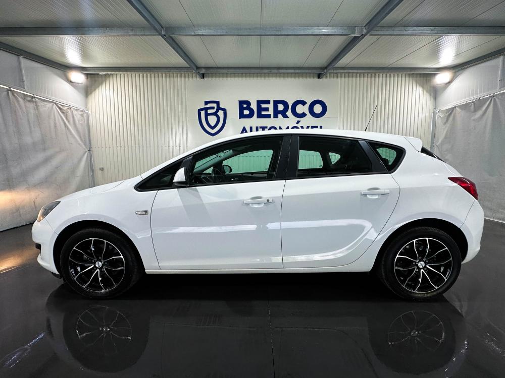 opel-astra-2014-diesel-1598cc