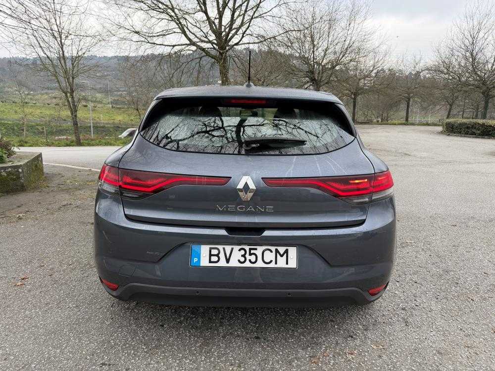 renault-megane-2022-diesel-1461cc