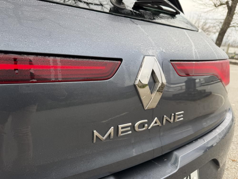 renault-megane-2022-diesel-1461cc