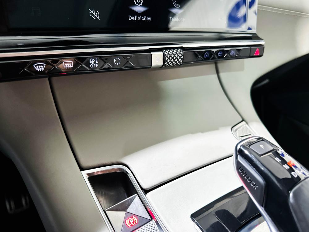 ds-ds-7-crossback-2023-hibrido-a-gasolina-1598cc