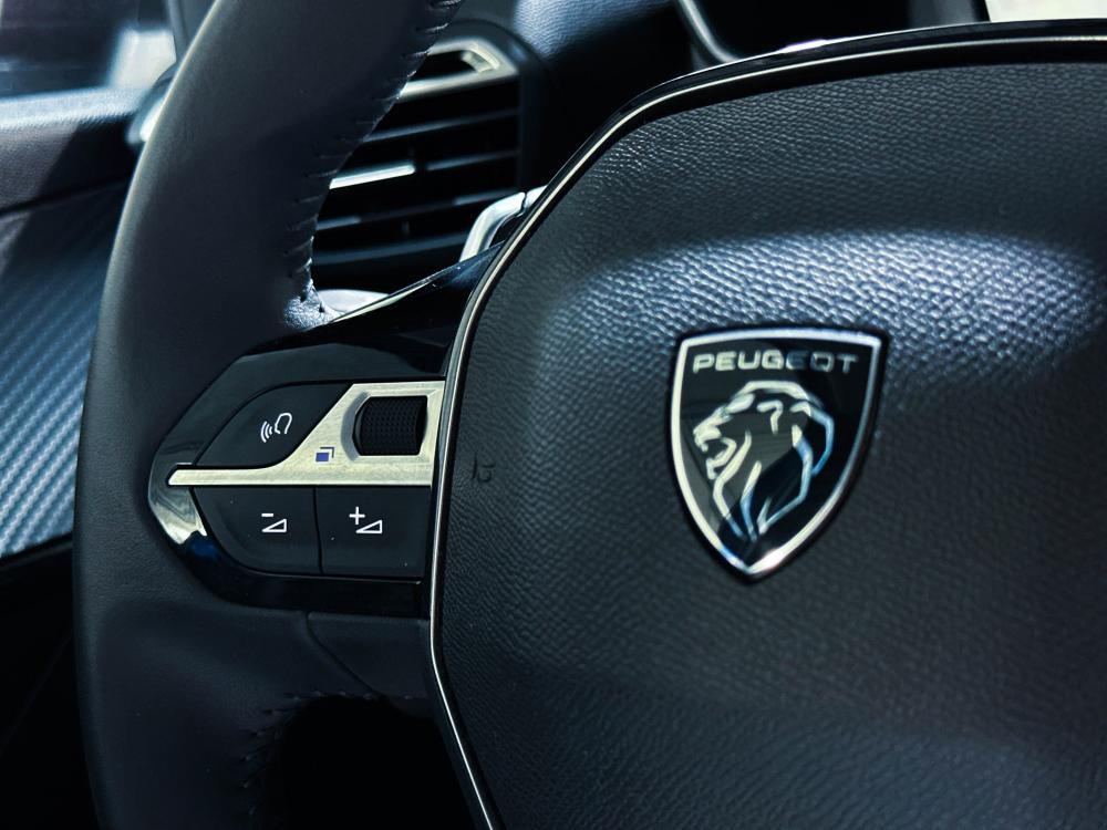 peugeot-208-2025-gasolina-1199cc