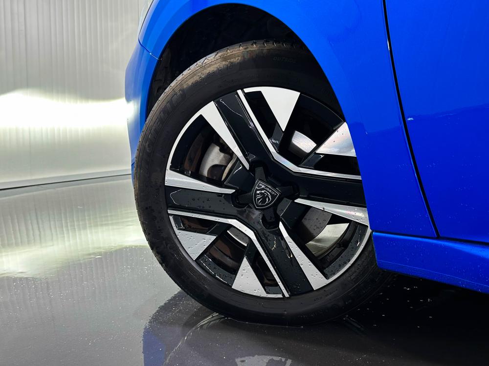 peugeot-208-2025-gasolina-1199cc