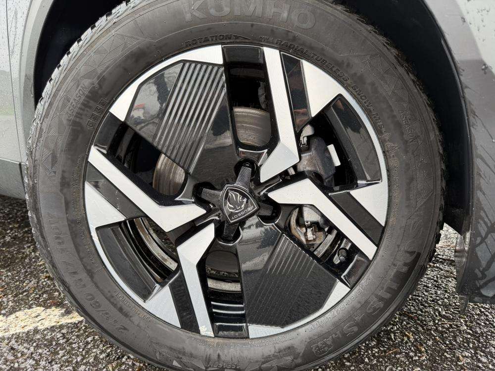 peugeot-e-2008-2023-eletrico-0cc