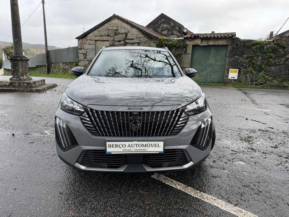 peugeot-e-2008-2023-eletrico-0cc