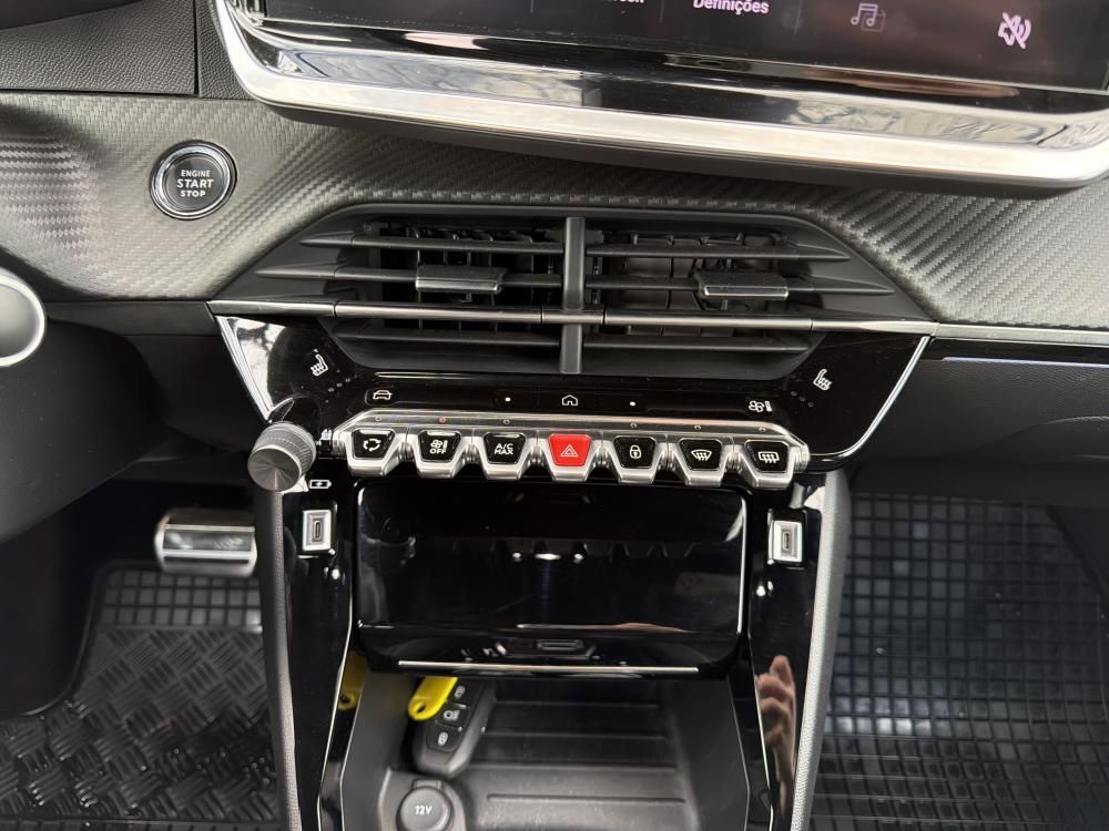 peugeot-e-2008-2023-eletrico-0cc