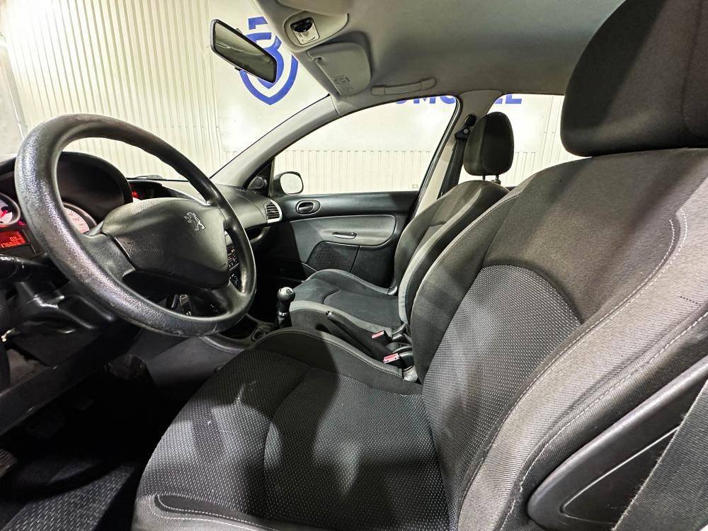 peugeot-206-2010-gasolina-1100cc