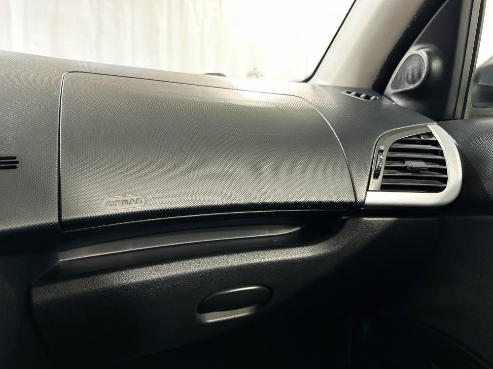 peugeot-206-2010-gasolina-1100cc