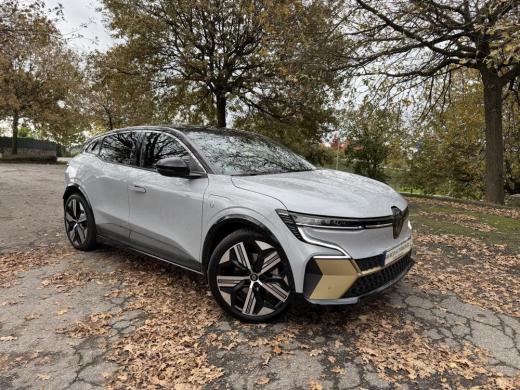 renault-megane-e-tech-2022-eletrico-0cc