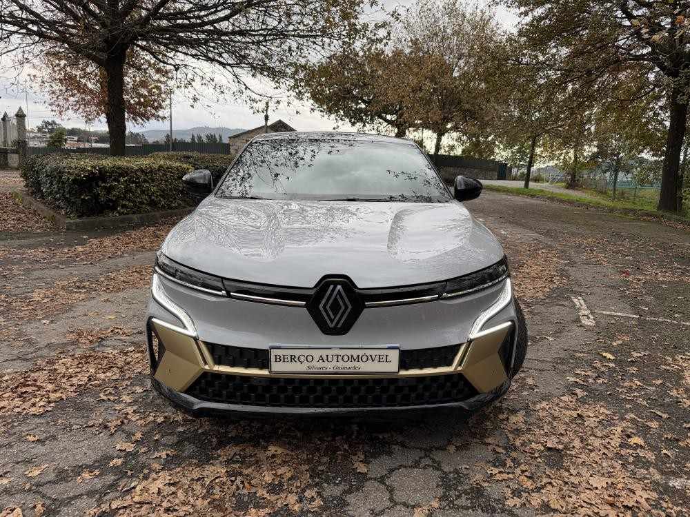 renault-megane-e-tech-2022-eletrico-0cc