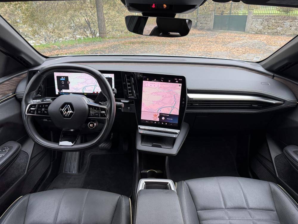 renault-megane-e-tech-2022-eletrico-0cc