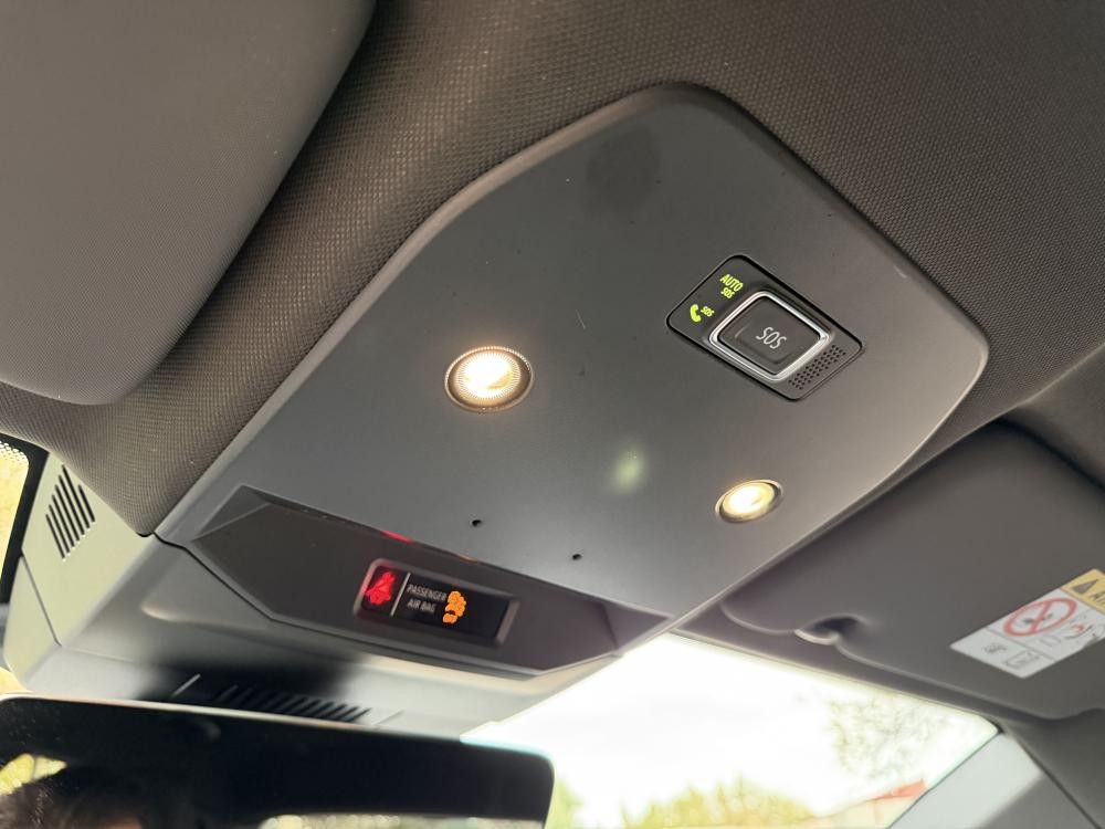 renault-megane-e-tech-2022-eletrico-0cc