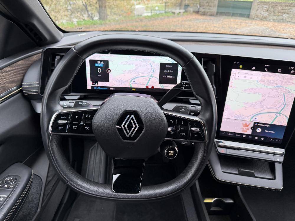 renault-megane-e-tech-2022-eletrico-0cc