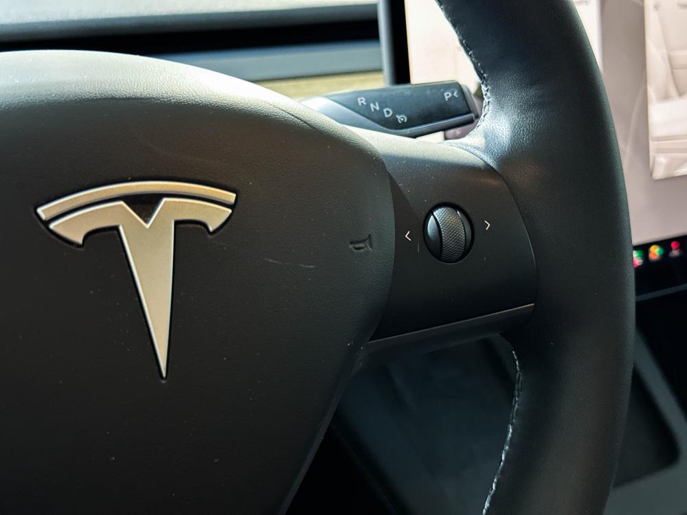 tesla-model-y-2023-eletrico-0cc
