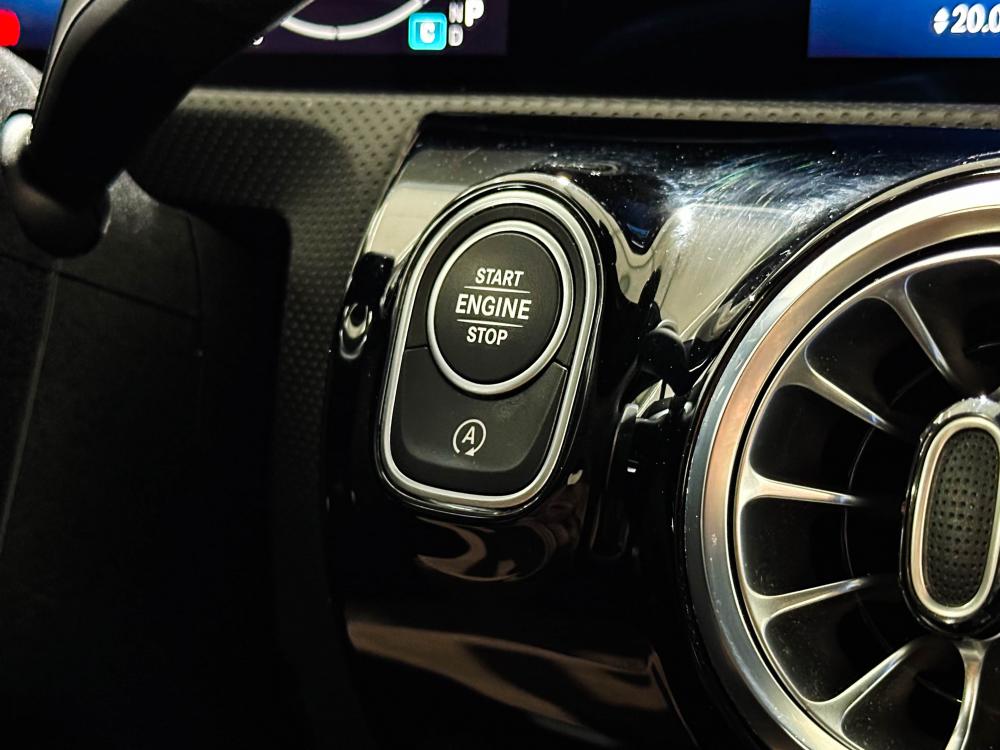 mercedes-benz-cla-2024-gasolina-1332cc