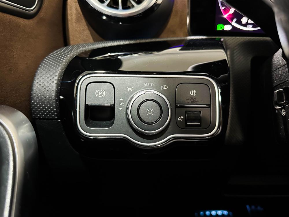 mercedes-benz-cla-2024-gasolina-1332cc