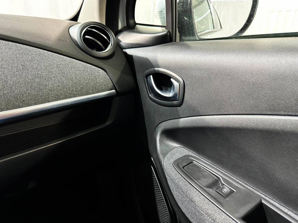 renault-zoe-2020-eletrico-0cc