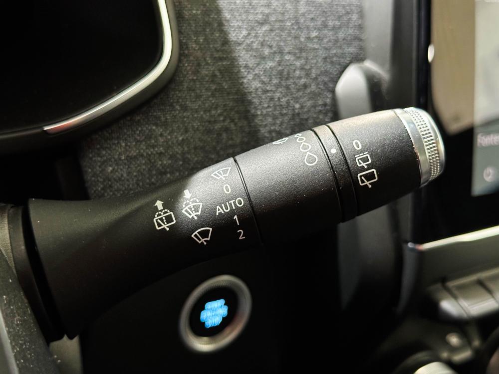 renault-zoe-2020-eletrico-0cc