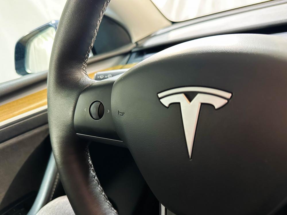 tesla-model-y-2022-eletrico-0cc