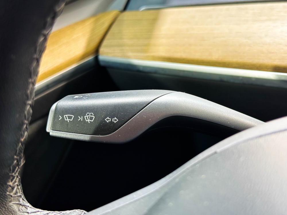 tesla-model-y-2022-eletrico-0cc