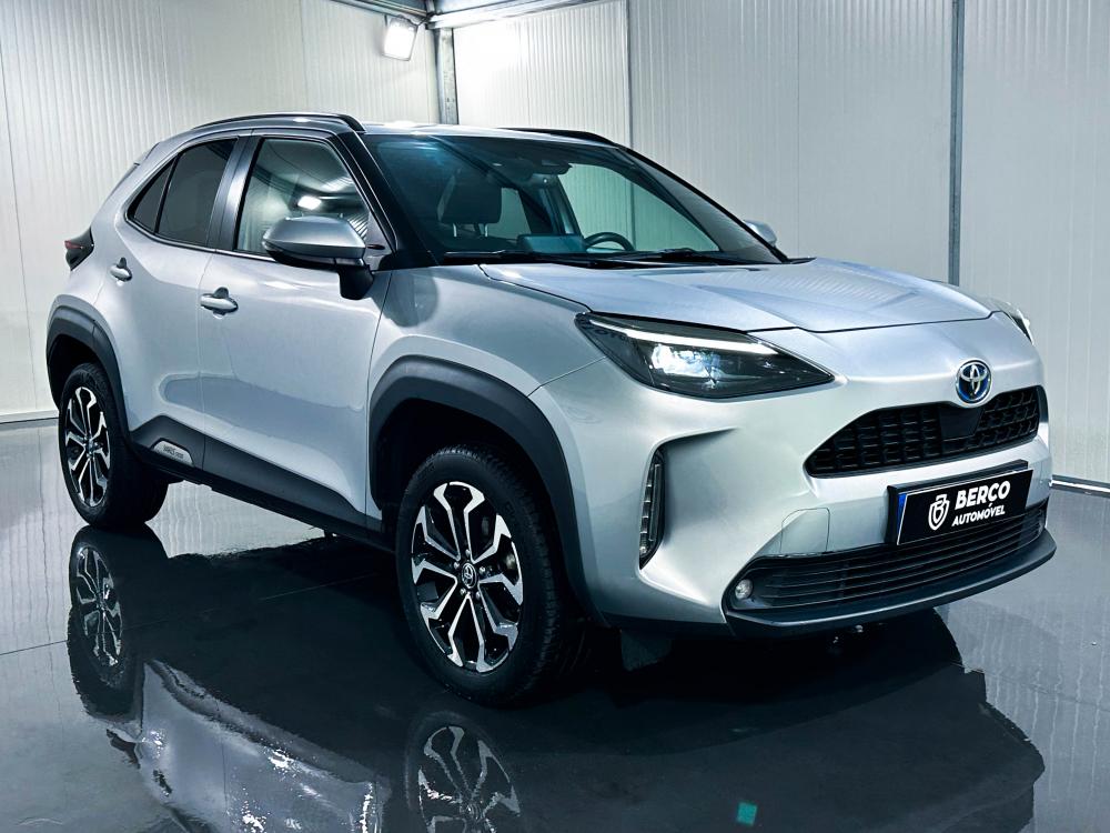 toyota-yaris-cross-2024-hibrido-a-gasolina-1490cc