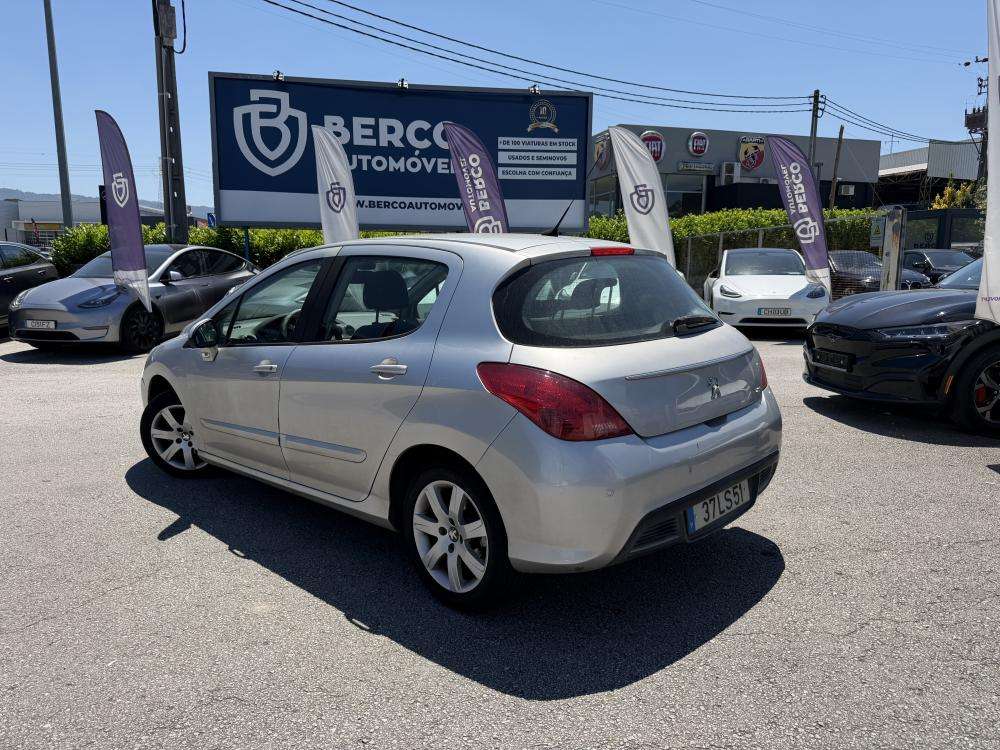 peugeot-308-2011-gasolina-1397cc
