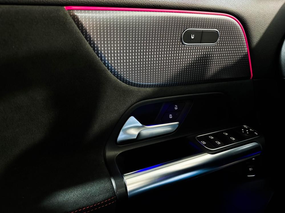 mercedes-benz-eqa-2022-eletrico-0cc