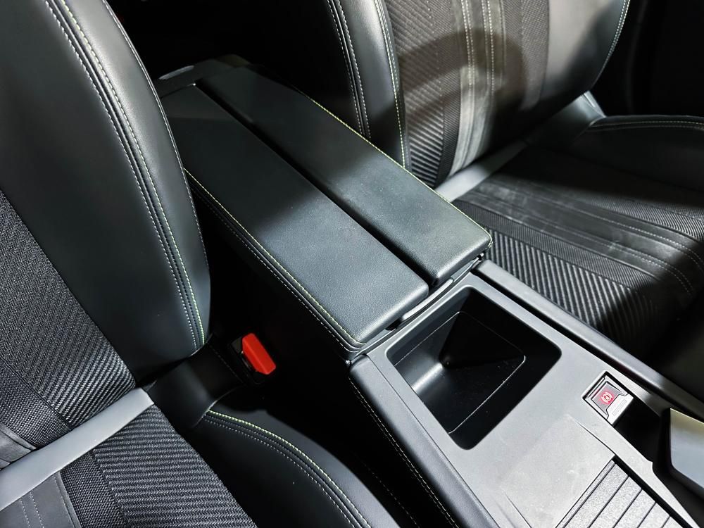 peugeot-308-2022-hibrido-a-gasolina-1598cc