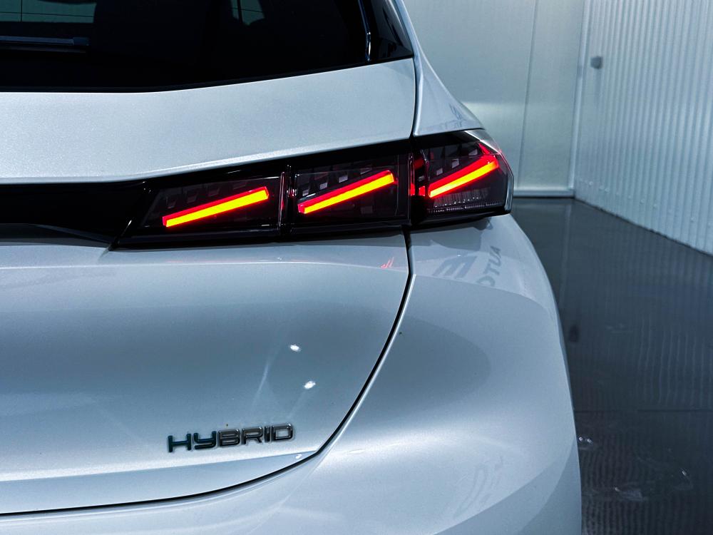 peugeot-308-2022-hibrido-a-gasolina-1598cc
